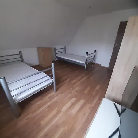 Montirazimmer Km Delbrück